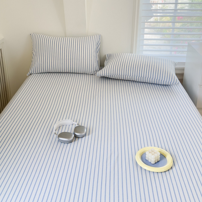 91家纺网 家纺一手货源 找家纺 金丝鸟家纺 2024新款A类全棉色织水洗棉单床单系列 蓝色中条