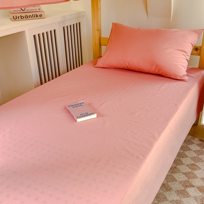 91家纺网 家纺一手货源 找家纺 金丝鸟家纺 2024新款A类全棉色织水洗棉单床单系列（学生床） 粉色