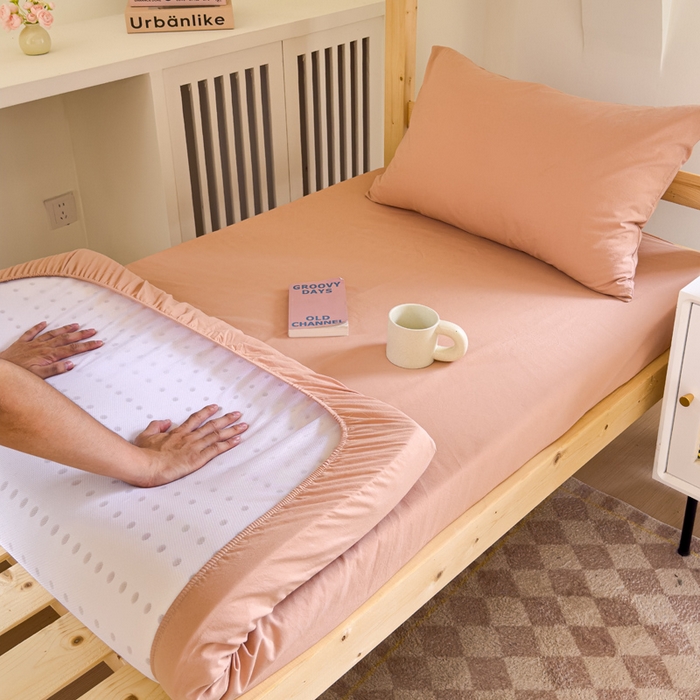 91家纺网 家纺一手货源 找家纺 金丝鸟家纺 2024新款A类全棉色织水洗棉单床笠系列（学生床） 驼色