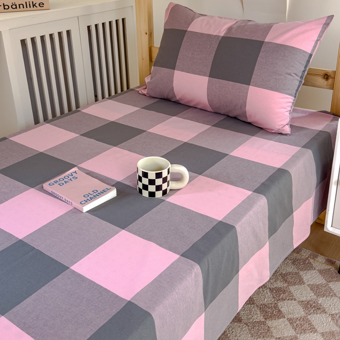 91家纺网 家纺一手货源 找家纺 金丝鸟家纺 2024新款A类全棉色织水洗棉单床单系列（学生床） 粉大格