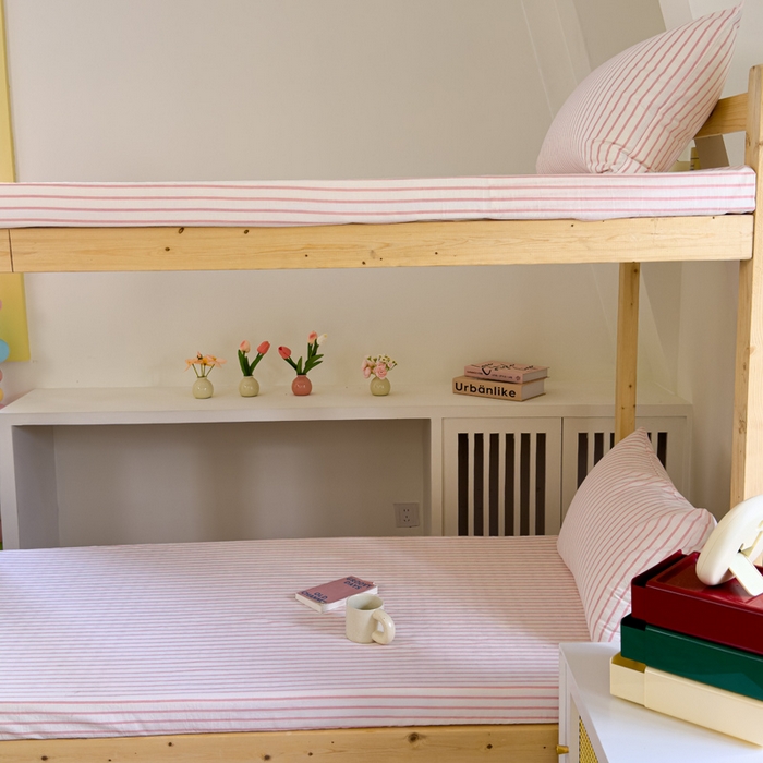 91家纺网 家纺一手货源 找家纺 金丝鸟家纺 2024新款A类全棉色织水洗棉单床笠系列（学生床） 桃粉中条