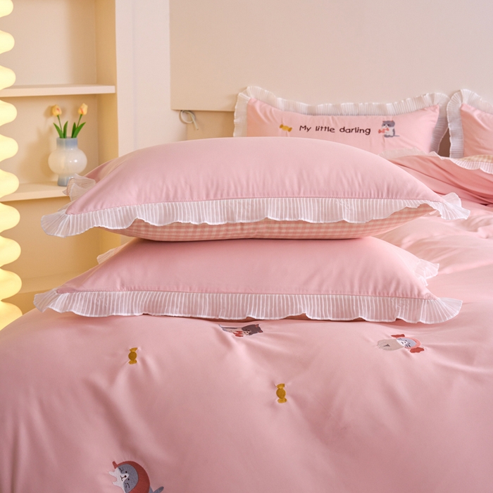 91家纺网 家纺一手货源 找家纺 梧桐家居 2024新款全棉磨毛刺绣四件套-糖果小猫 糖果小猫-粉