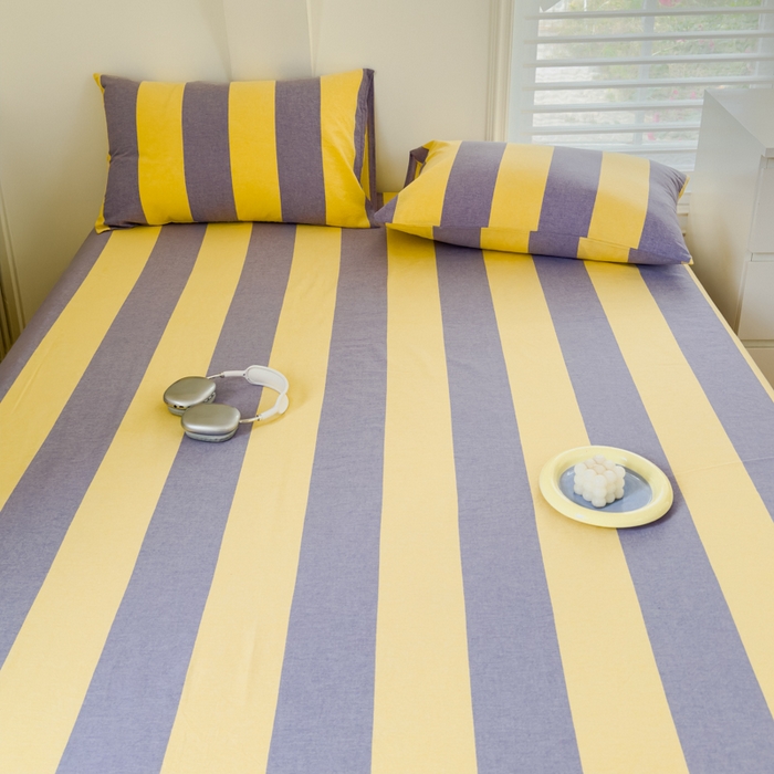 91家纺网 家纺一手货源 找家纺 金丝鸟家纺 2024新款A类全棉色织水洗棉单床单系列 黄紫大竖条