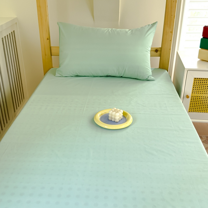 91家纺网 家纺一手货源 找家纺 金丝鸟家纺 2024新款A类全棉色织水洗棉单床单系列（学生床） 果绿