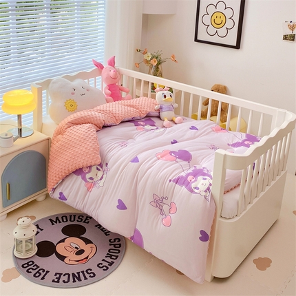 91家纺网 家纺一手货源 找家纺 （总）兄弟坊 2025新款正版授权卡通针织棉豆豆绒秋冬儿童被（婴儿床）