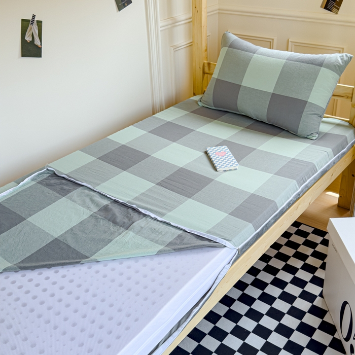 91家纺网 家纺一手货源 找家纺 金丝鸟家纺 2024新款全棉色织水洗棉水晶绒床垫套 绿大格