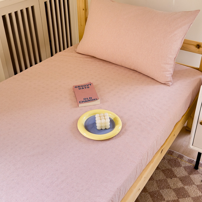 91家纺网 家纺一手货源 找家纺 金丝鸟家纺 2024新款A类全棉色织水洗棉单床笠系列（学生床） 粉细条