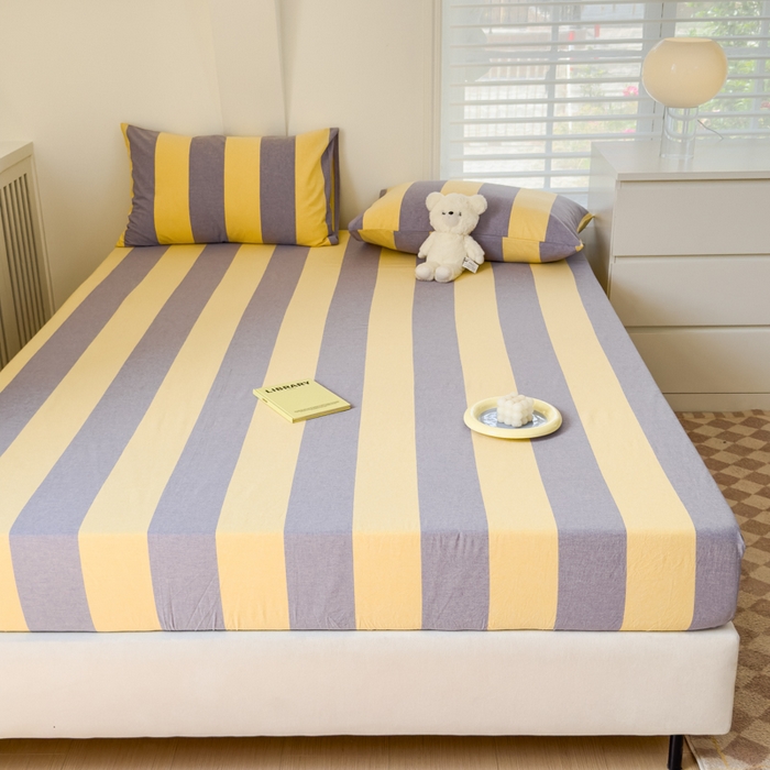 91家纺网 家纺一手货源 找家纺 金丝鸟家纺 2024新款A类全棉色织水洗棉床笠系列 黄紫大竖条