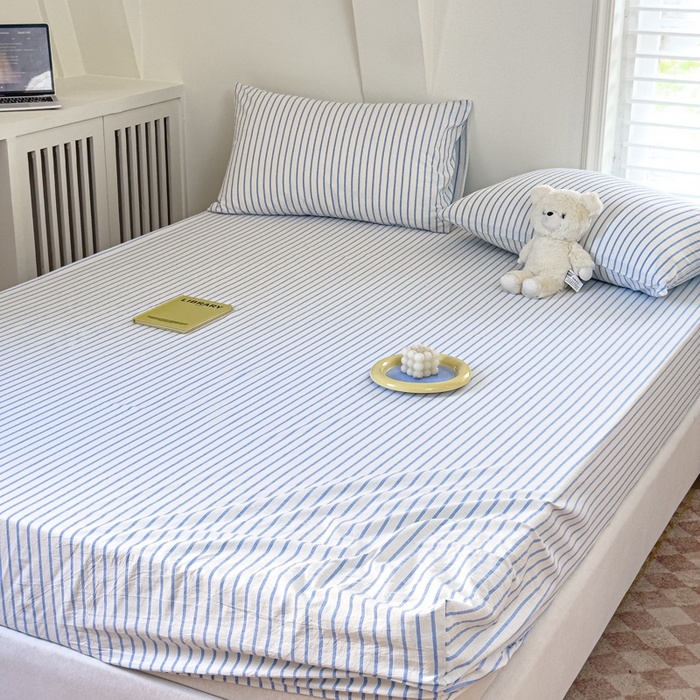 91家纺网 家纺一手货源 找家纺 金丝鸟家纺 2024新款A类全棉色织水洗棉床笠系列 蓝中条