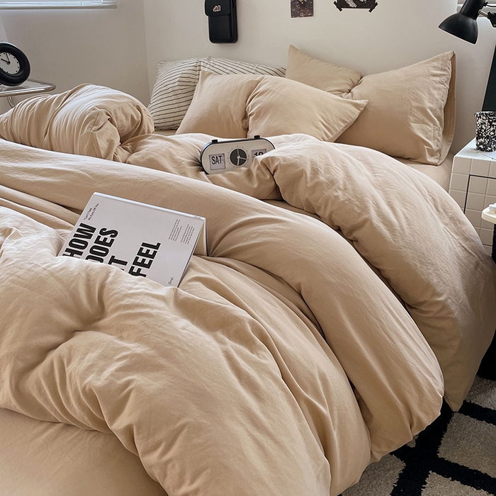 91家纺网 家纺一手货源 找家纺 卡迪熊家纺 2024新款ins风超柔褶皱亲肤磨毛水洗m四件套纯色系列-风格2 奶茶