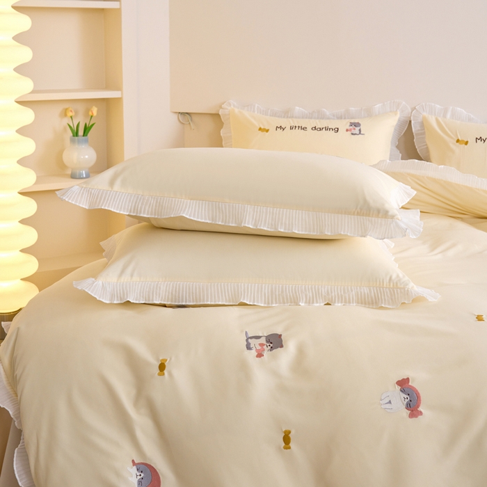 91家纺网 家纺一手货源 找家纺 梧桐家居 2024新款全棉磨毛刺绣四件套-糖果小猫 糖果小猫-黄