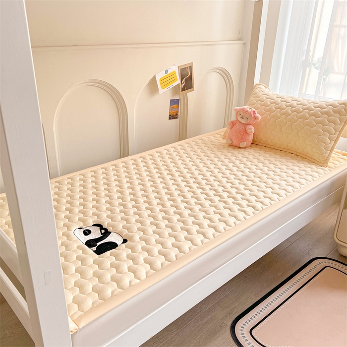 91家纺网 家纺一手货源 找家纺 雯豆家纺 2024新款纯色绣花床垫床褥床护垫上下铺学生宿舍单人床护垫-熊猫 床褥款-熊猫-奶茶杏