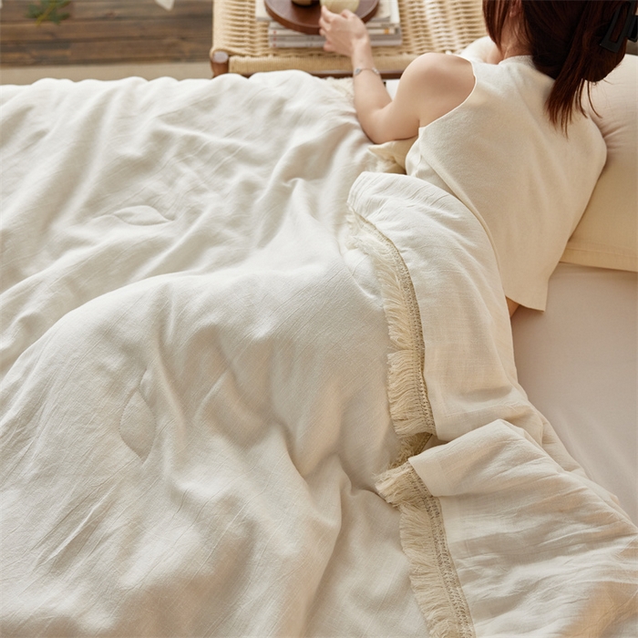 91家纺网 家纺一手货源 找家纺 2024新款全新系列天丝麻纯色多功能夏被-流苏款 天丝麻多功能夏被米白色-流苏款