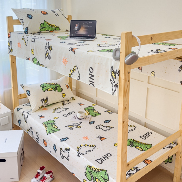 91家纺网 家纺一手货源 找家纺 金丝鸟家纺 2024新款全棉小清新印花单床单系列（学生床） 抗浪恐龙