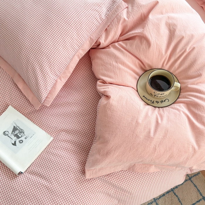 91家纺网 家纺一手货源 找家纺 宜家坊 2024新款全棉色织水洗棉宽边断角四件套 爱的邂逅-粉