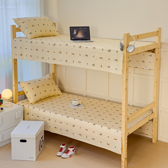 91家纺网 家纺一手货源 找家纺 金丝鸟家纺 2024新款全棉小清新印花单床单系列（学生床） 美美熊