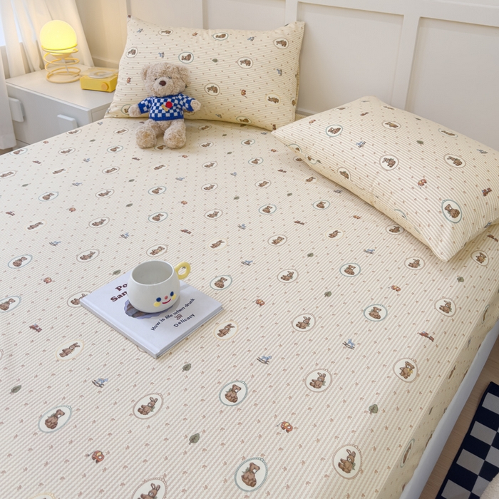 91家纺网 家纺一手货源 找家纺 金丝鸟家纺 2024新款全棉小清新印花单床笠系列 美美熊