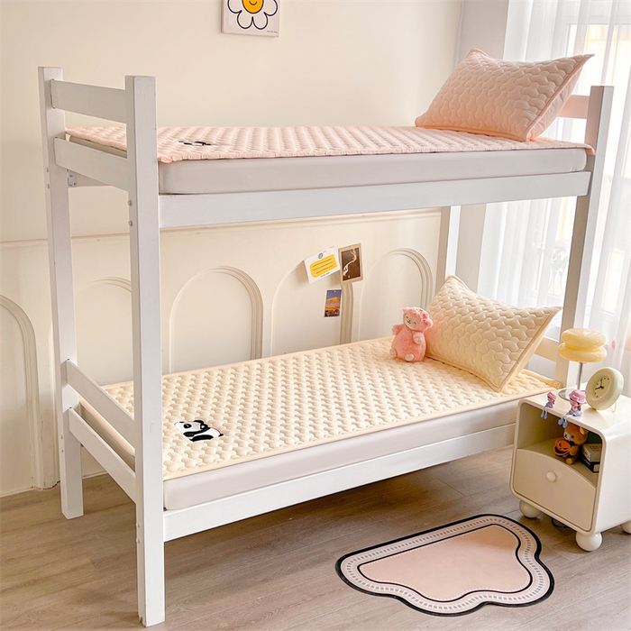 91家纺网 家纺一手货源 找家纺 雯豆家纺 2024新款纯色绣花床垫床褥床护垫上下铺学生宿舍单人床护垫-熊猫 床褥款-熊猫-奶茶杏