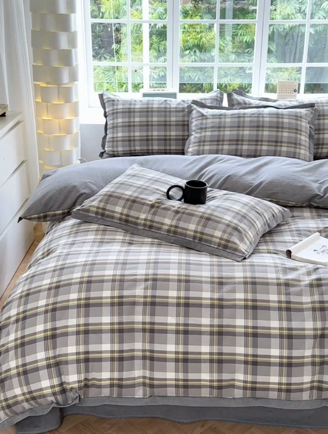 91家纺网 家纺一手货源 找家纺 宜家坊 2024新款全棉色织水洗棉宽边断角四件套 幸福恋曲-灰