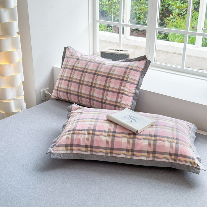 91家纺网 家纺一手货源 找家纺 宜家坊 2024新款全棉色织水洗棉宽边断角四件套 幸福恋曲-粉