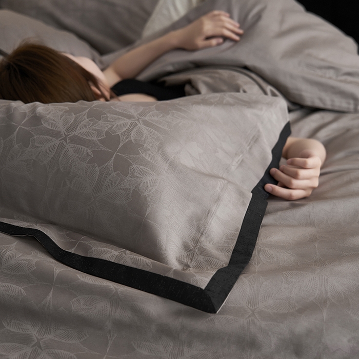 91家纺网 家纺一手货源 找家纺 安莱生活 2024新款60S天丝棉提花四件套（黑金系列） 黑金系列-镜中渊