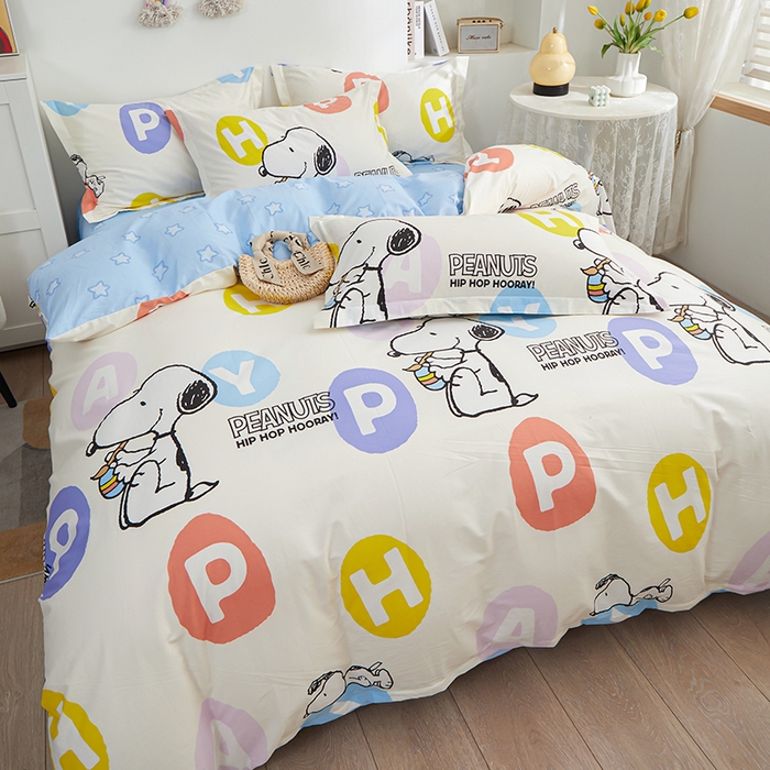 91家纺网 家纺一手货源 找家纺 钰伶 13372全棉史努比纯棉床单床笠款四件套（预留6厘米缩水尺寸） 彩色字母