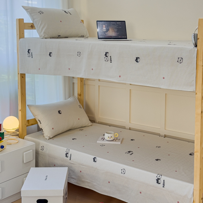 91家纺网 家纺一手货源 找家纺 金丝鸟家纺 2024新款全棉小清新印花单床单系列（学生床） 小萌猫