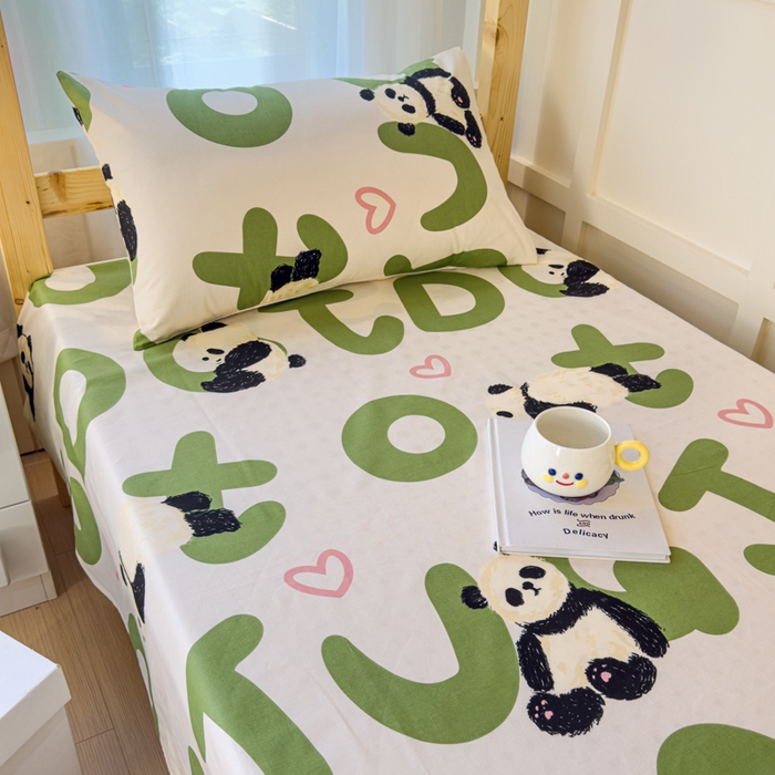 91家纺网 家纺一手货源 找家纺 金丝鸟家纺 2024新款全棉小清新印花单床单系列（学生床） 国宝字母