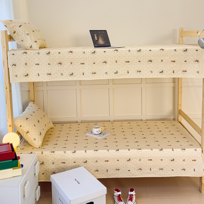 91家纺网 家纺一手货源 找家纺 金丝鸟家纺 2024新款全棉小清新印花单床单系列（学生床） 美美熊