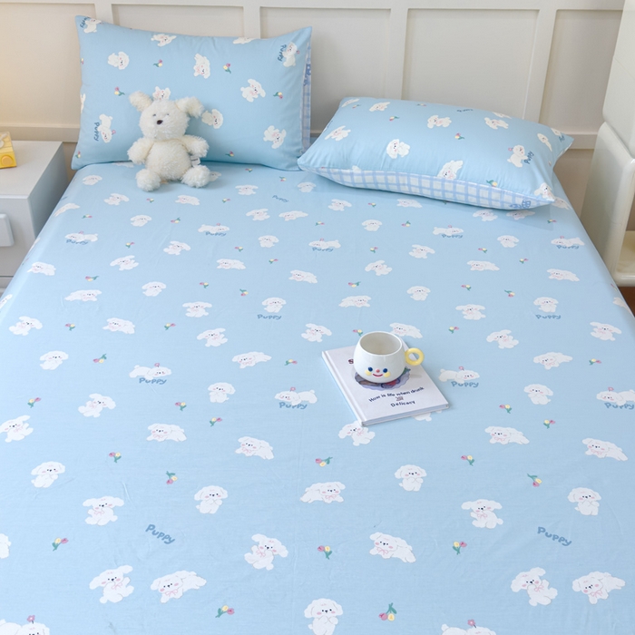 91家纺网 家纺一手货源 找家纺 金丝鸟家纺 2024新款全棉小清新印花单床笠系列 婴儿蓝汪