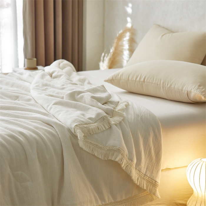 91家纺网 家纺一手货源 找家纺 2024新款全新系列天丝麻纯色多功能夏被-流苏款 天丝麻多功能夏被米白色-流苏款