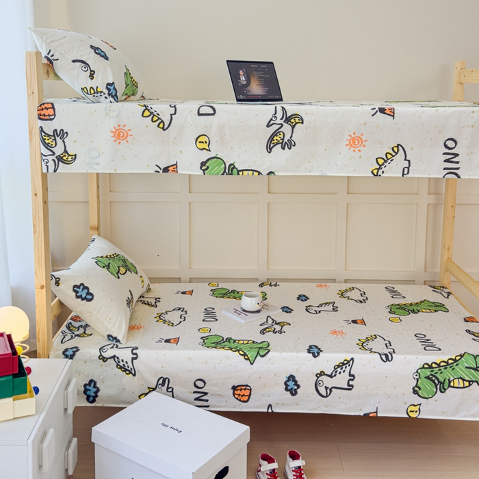 91家纺网 家纺一手货源 找家纺 金丝鸟家纺 2024新款全棉小清新印花单床单系列（学生床） 抗浪恐龙