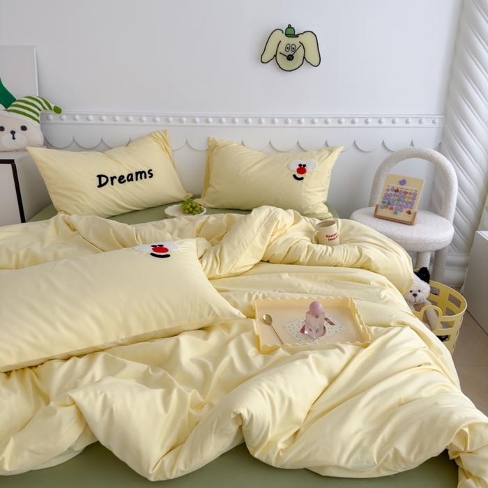 91家纺网 家纺一手货源 找家纺 曼谷家纺 新款软糯糯个性毛巾绣四件套磨毛床上用品水洗棉三件套件 马戏团-芝士绿