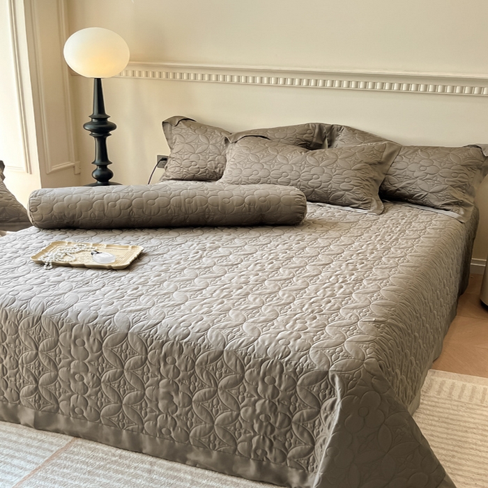 91家纺网 家纺一手货源 找家纺 若未家居 LOVEWE HOUSE 2025新款50S兰精天丝软凉席床盖三件套 摩卡棕