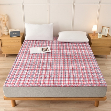 91家纺网 家纺一手货源 找家纺 艾兜坊 2024新款可水洗原棉夹棉床垫 豆沙格