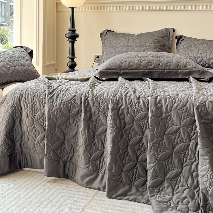 91家纺网 家纺一手货源 找家纺 若未家居 LOVEWE HOUSE 2025新款50S兰精天丝软凉席床盖三件套  玄灰