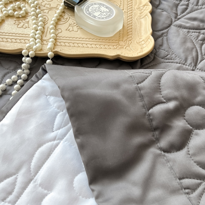 91家纺网 家纺一手货源 找家纺 若未家居 LOVEWE HOUSE 2025新款50S兰精天丝软凉席床盖三件套  玄灰