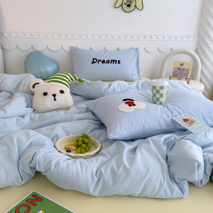 91家纺网 家纺一手货源 找家纺 曼谷家纺 新款软糯糯个性毛巾绣四件套磨毛床上用品水洗棉三件套件 马戏团-蓝芝士