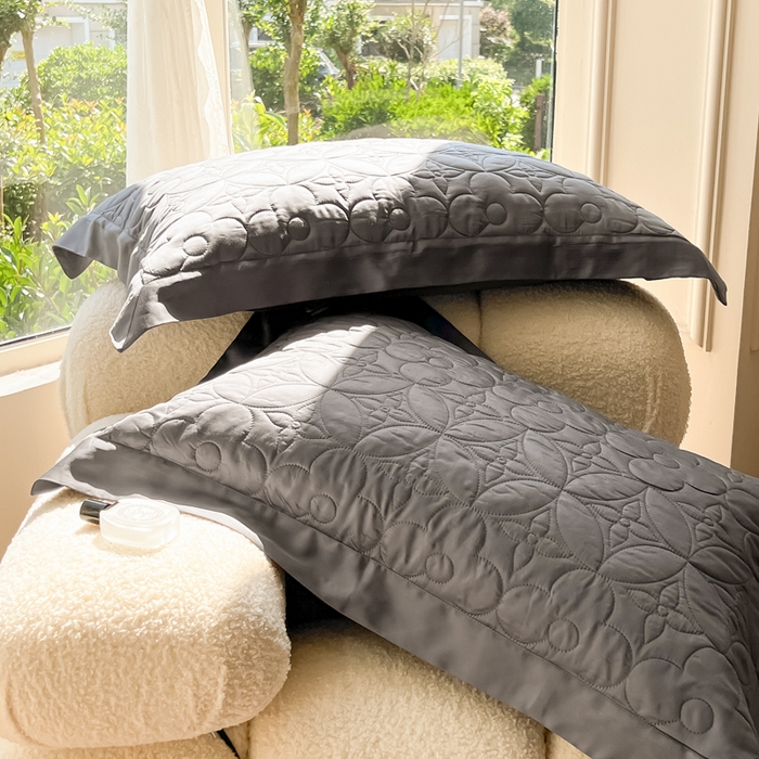 91家纺网 家纺一手货源 找家纺 若未家居 LOVEWE HOUSE 2025新款50S兰精天丝软凉席床盖三件套  玄灰