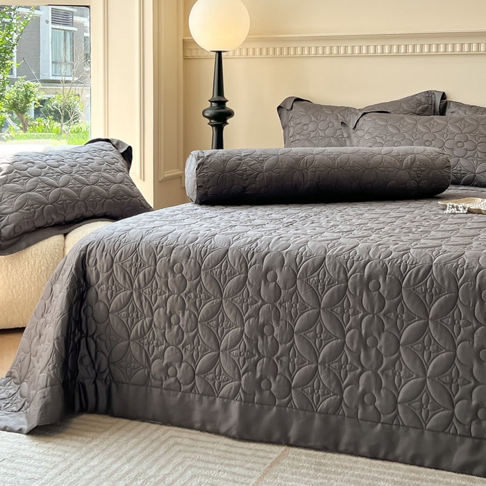 91家纺网 家纺一手货源 找家纺 若未家居 LOVEWE HOUSE 2025新款50S兰精天丝软凉席床盖三件套  玄灰