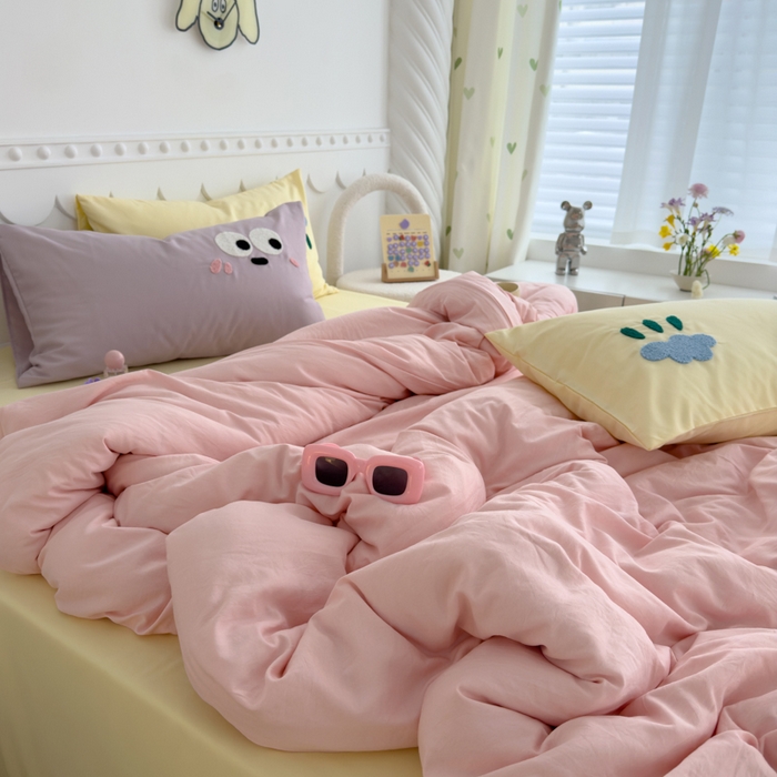 91家纺网 家纺一手货源 找家纺 曼谷家纺 新款软糯糯个性毛巾绣四件套磨毛床上用品水洗棉三件套件 棉花糖-粉芝士