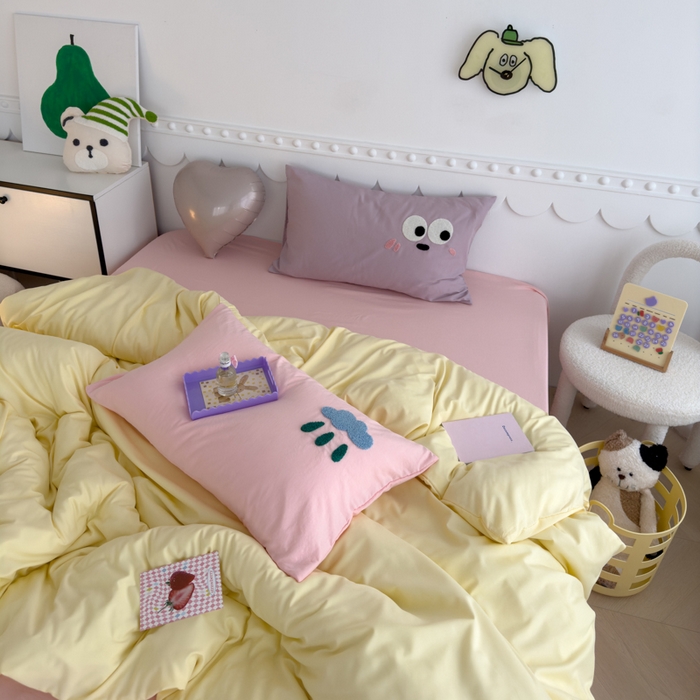 91家纺网 家纺一手货源 找家纺 曼谷家纺 新款软糯糯个性毛巾绣四件套磨毛床上用品水洗棉三件套件 棉花糖-芝士粉