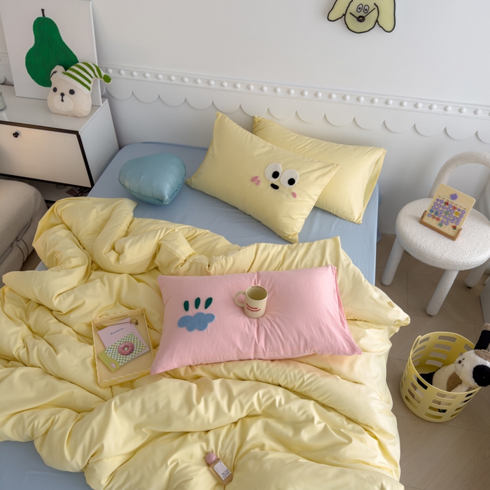 91家纺网 家纺一手货源 找家纺 曼谷家纺 新款软糯糯个性毛巾绣四件套磨毛床上用品水洗棉三件套件 棉花糖-芝士蓝