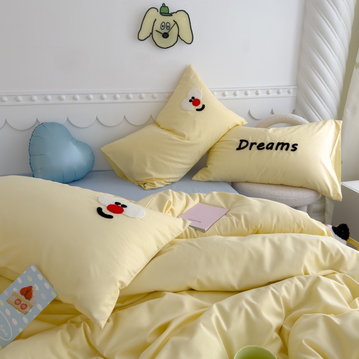 91家纺网 家纺一手货源 找家纺 曼谷家纺 新款软糯糯个性毛巾绣四件套磨毛床上用品水洗棉三件套件 马戏团-芝士蓝