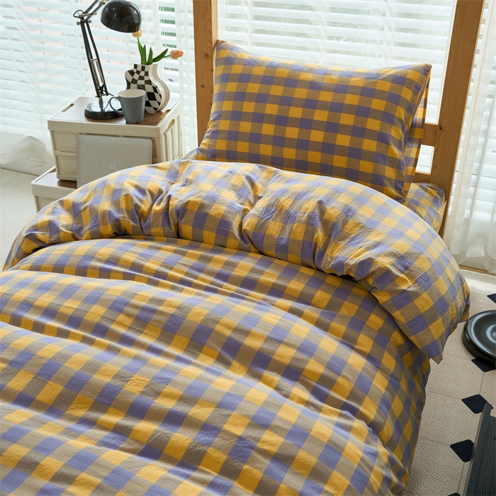 91家纺网 家纺一手货源 找家纺 三沁 2024新款全棉色织水洗棉开学季学生六件套 紫黄中格