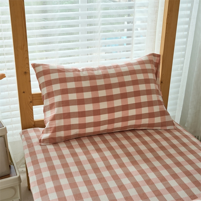 91家纺网 家纺一手货源 找家纺 三沁 2024新款全棉色织水洗棉开学季学生六件套 粉白中格