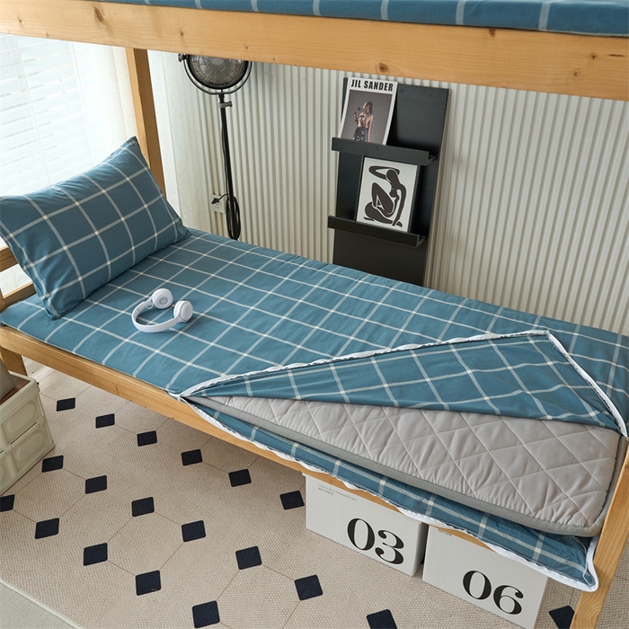 91家纺网 家纺一手货源 找家纺 三沁 2024新款全棉色织水洗棉开学季学生六件套 海蓝大格