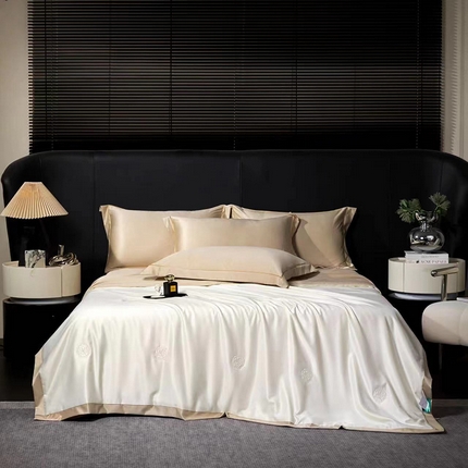 91家纺网 家纺一手货源 找家纺 （总）丽卡家纺  家居馆 2025新款冰肌玉骨撞色天丝夏被四件套