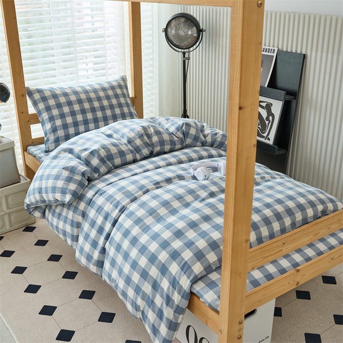 91家纺网 家纺一手货源 找家纺 三沁 2024新款全棉色织水洗棉开学季学生六件套 蓝白中格