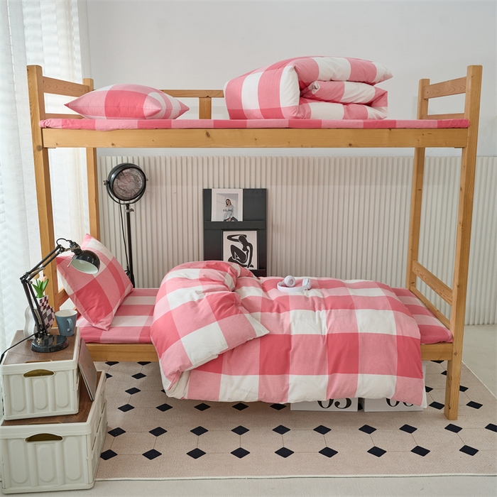 91家纺网 家纺一手货源 找家纺 三沁 2024新款全棉色织水洗棉开学季学生六件套 粉白大格